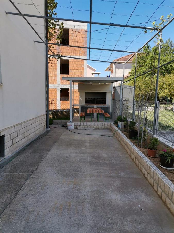 Marini Apartmani Трогир Екстериор снимка