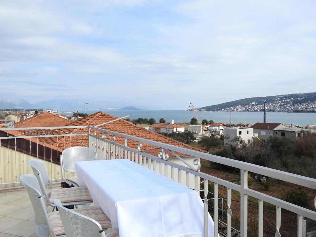 Marini Apartmani Трогир Екстериор снимка
