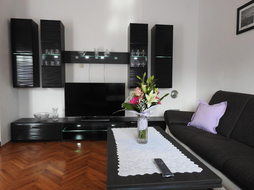 Marini Apartmani Трогир Екстериор снимка